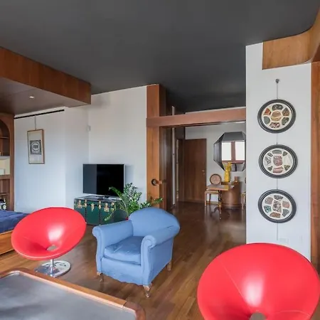Luxury Flat - Enzo Ferrari's Ex Lover Apt Daire *